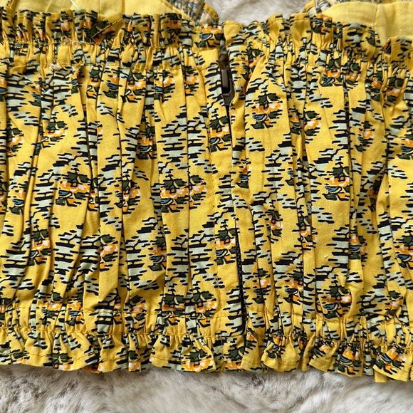 Rhode Pari Cropped Top Jawahar Garden Golden Size 8 - Picture 10 of 10